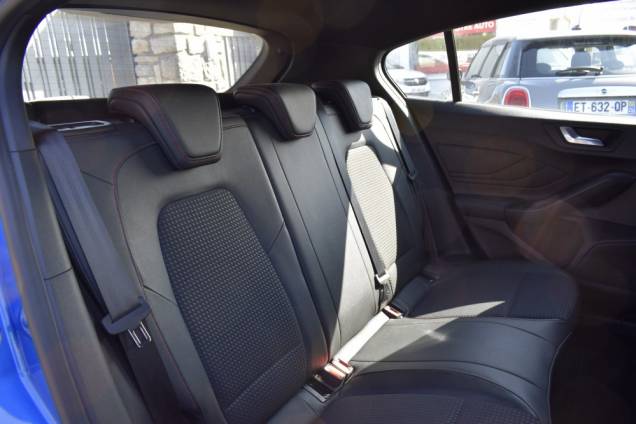 FORD FOCUS ST LINE 1.5 150 CV BVA  14