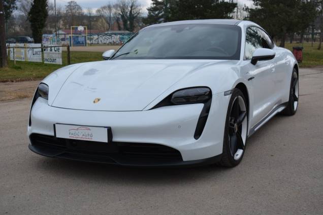 PORSCHE TAYCAN 4S / 1ère MAIN 1