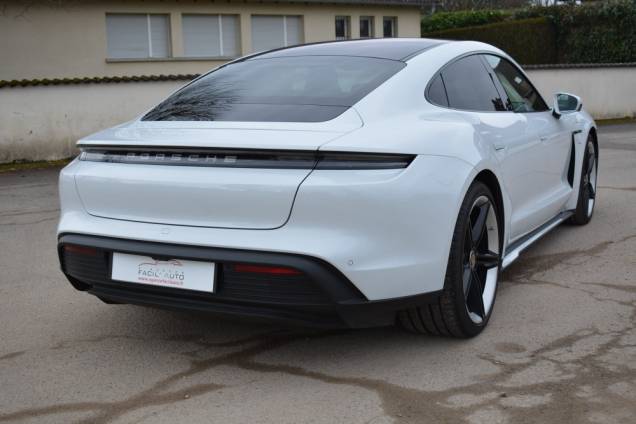 PORSCHE TAYCAN 4S / 1ère MAIN 4