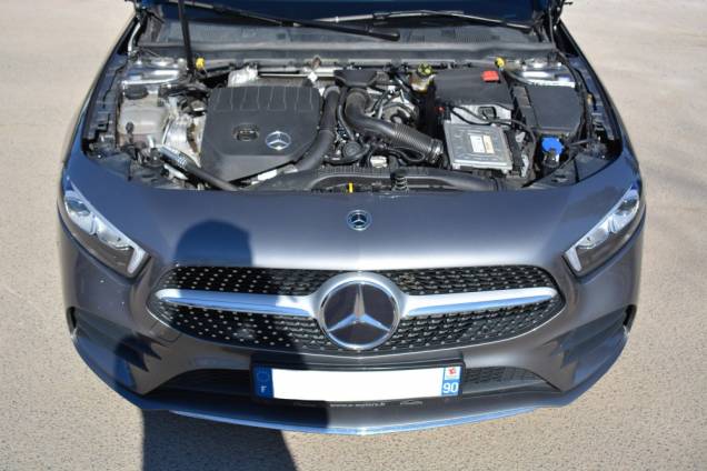 MERCEDES BENZ CLASSE A AMG LINE 200 163 CV 7G-DCT / 1ère MAIN / 73500 KMS / TOIT PANORAMIQUE 19