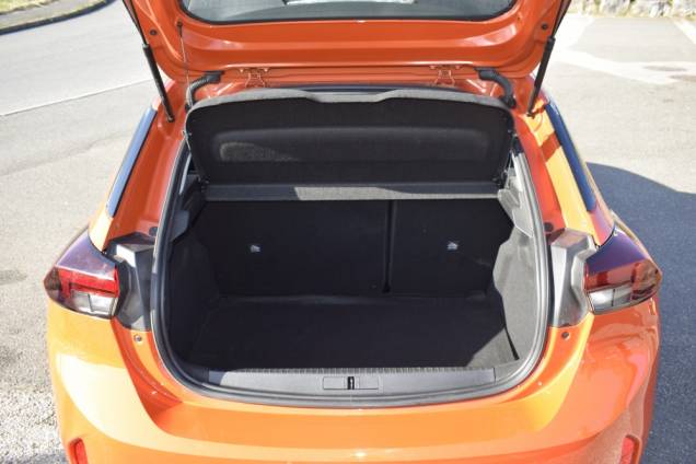 OPEL CORSA EDITION 75 CV BVM 13