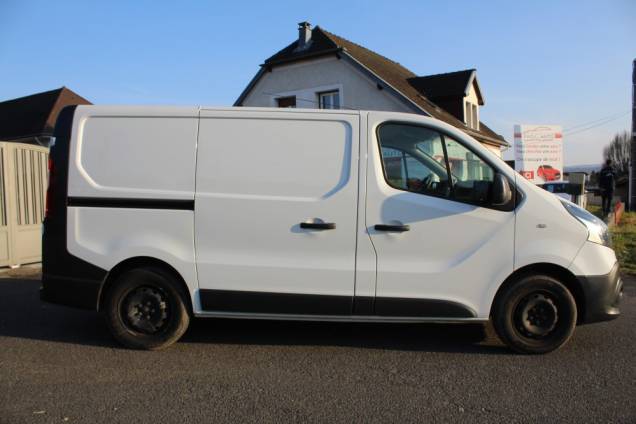 RENAULT TRAFIC III L1H1 GRAND CONFORT 1.6 DCI 120 CV BVM6 / ORIGINE FRANCE 4
