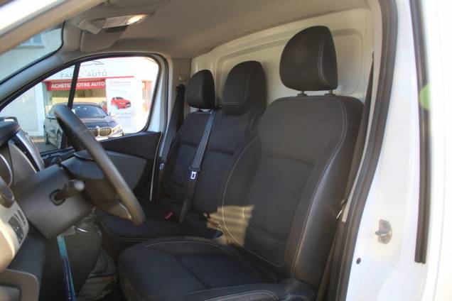 RENAULT TRAFIC III L1H1 GRAND CONFORT 1.6 DCI 120 CV BVM6 / ORIGINE FRANCE 13