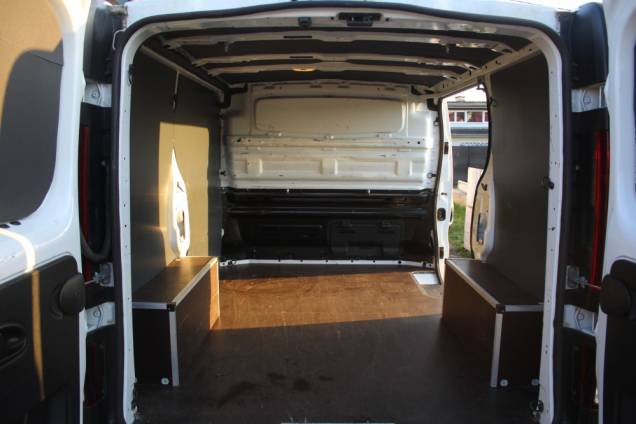 RENAULT TRAFIC III L1H1 GRAND CONFORT 1.6 DCI 120 CV BVM6 / ORIGINE FRANCE 15