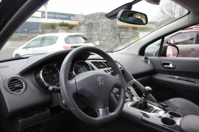 PEUGEOT 3008 PREMIUM PACK 2.0 HDI 150 CV BVM6 / ORIGINE FRANCE / TOIT PANORAMIQUE 9