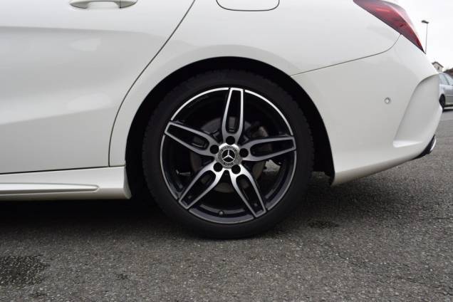 MERCEDES CLA FASCINATION 180 CDI 7G-DCT 11