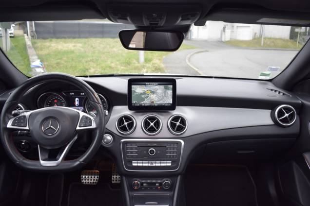 MERCEDES CLA FASCINATION 180 CDI 7G-DCT 13