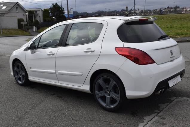 PEUGEOT 308 GTI 200 CV BVM 3