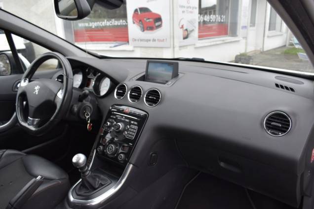 PEUGEOT 308 GTI 200 CV BVM 11