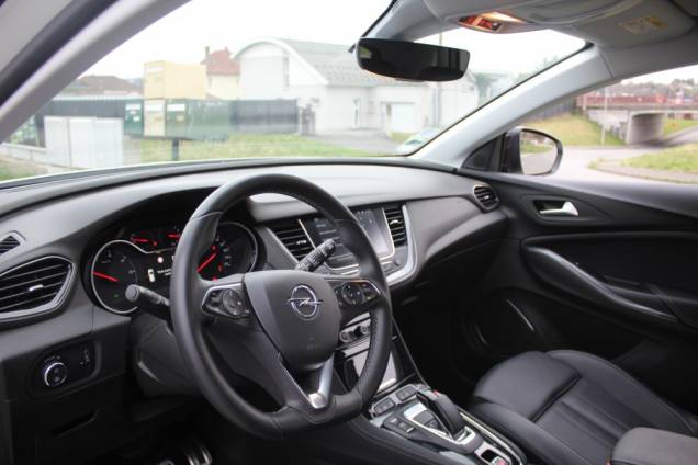OPEL GRANDLAND X HYBRID4 ULTIMATE 1.6 PHEV 300 CV EAT8 / 4X4 / ORIGINE FRANCE 9