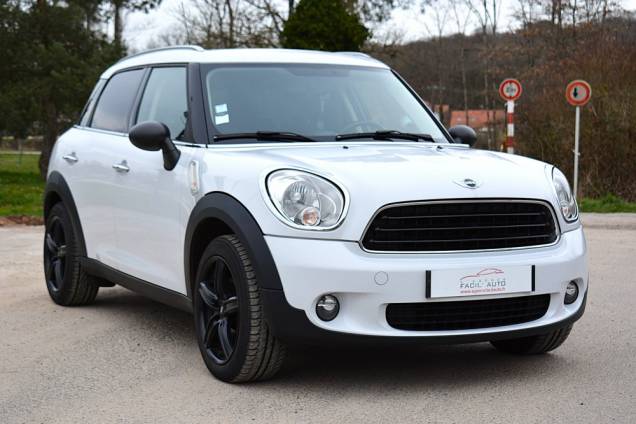 MINI COUNTRYMAN ONE 1.4 I 98 CV / CARNET D'ENTRETIEN COMPLET 2