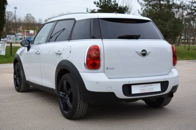 MINI COUNTRYMAN ONE 1.4 I 98 CV / CARNET D'ENTRETIEN COMPLET 4
