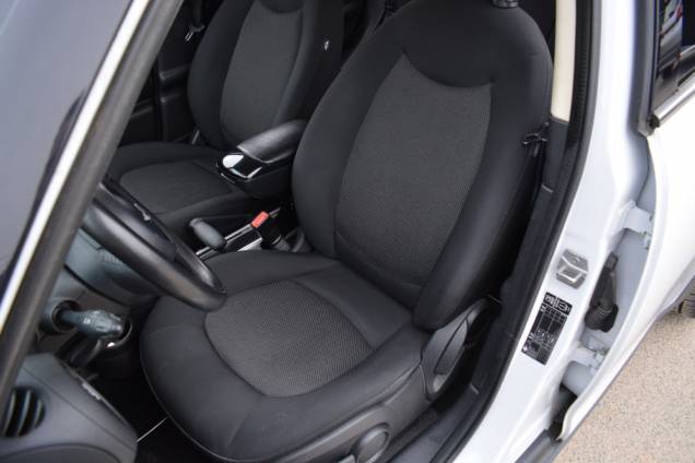 MINI COUNTRYMAN ONE 1.4 I 98 CV / CARNET D'ENTRETIEN COMPLET 10