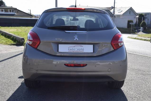 PEUGEOT 208 ALLURE VTI 82 CV BVM 3