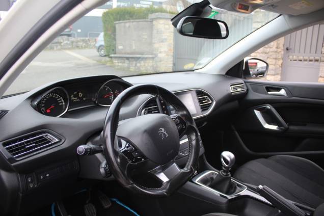 PEUGEOT 308 SW STYLE 1.6 BLUEHDI 120 BVM6 / 1ER MAIN / ORIGINE FRANCE 8