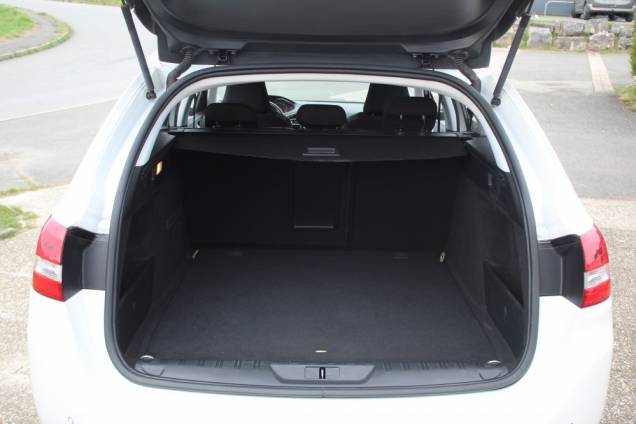 PEUGEOT 308 SW STYLE 1.6 BLUEHDI 120 BVM6 / 1ER MAIN / ORIGINE FRANCE 14