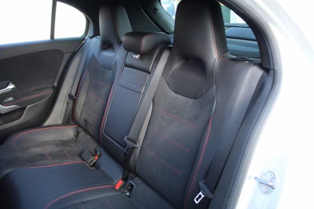 MERCEDES BENZ CLASSE A 180 AMG LINE 116 CV 7G-DCT / ORIGINE FRANCE 12