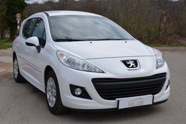 PEUGEOT 207 SW 1.4 75 CV 5 PORTES  / CROCHET D'ATTELAGE  2