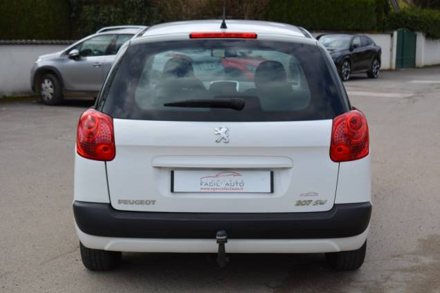 PEUGEOT 207 SW 1.4 75 CV 5 PORTES  / CROCHET D'ATTELAGE  6