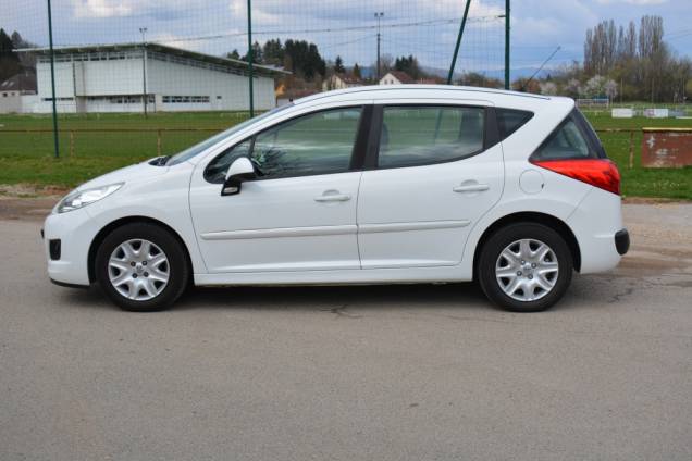 PEUGEOT 207 SW 1.4 75 CV 5 PORTES  / CROCHET D'ATTELAGE  7