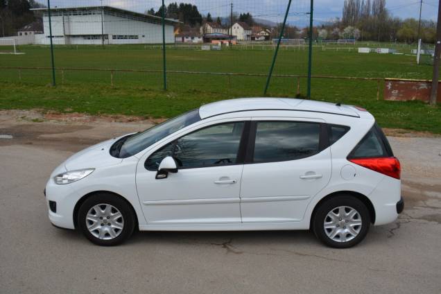PEUGEOT 207 SW 1.4 75 CV 5 PORTES  / CROCHET D'ATTELAGE  8