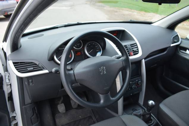 PEUGEOT 207 SW 1.4 75 CV 5 PORTES  / CROCHET D'ATTELAGE  15