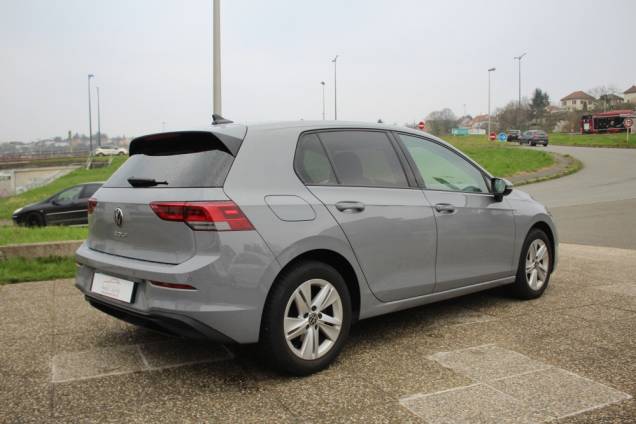 VOLKSWAGEN GOLF 8 LIFE 1ST 2.0 TDI 150 CV DSG7  5