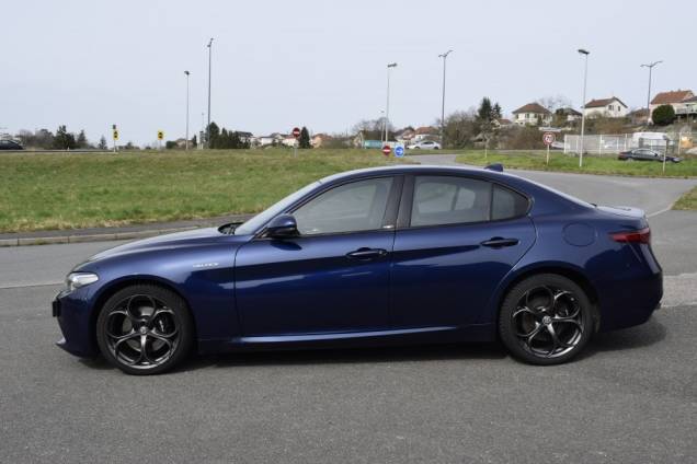 ALFA ROMEO GIULIA VELOCE 280 CV AT8 Q4 6