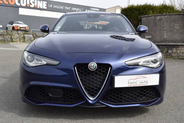 ALFA ROMEO GIULIA VELOCE 280 CV AT8 Q4 8