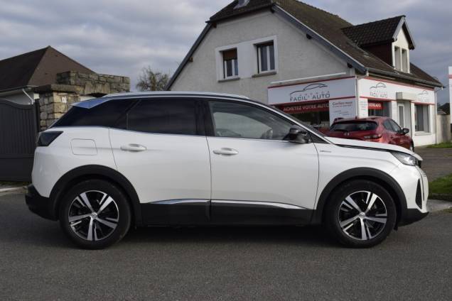 PEUGEOT 3008 GT PHEV 225 CV EAT8 6
