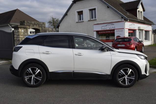 PEUGEOT 3008 GT PHEV 225 CV EAT8 7