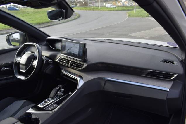 PEUGEOT 3008 GT PHEV 225 CV EAT8 14