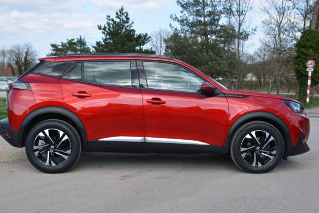 PEUGEOT 2008 ALLURE 1.5 HDI 102 CV / 96800 KMS 7