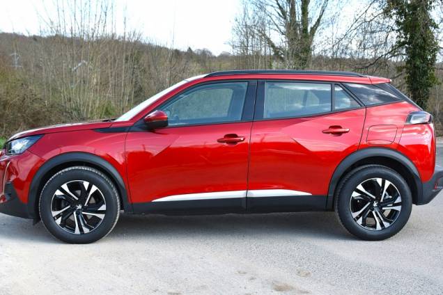 PEUGEOT 2008 ALLURE 1.5 HDI 102 CV / 96800 KMS 8