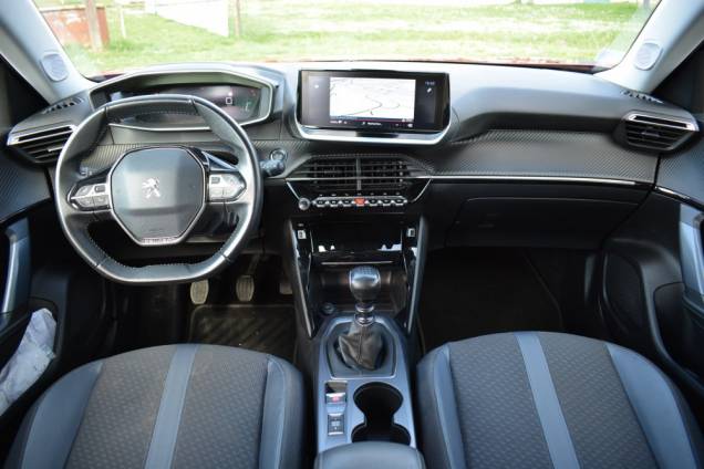 PEUGEOT 2008 ALLURE 1.5 HDI 102 CV / 96800 KMS 12