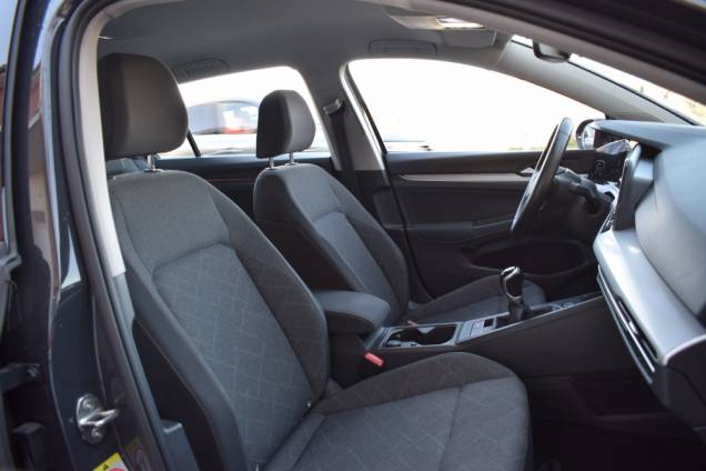 VOLKSWAGEN GOLF LIFE 1ST 1.5 TSI 130 CV BV6 / 67 000 KM 13