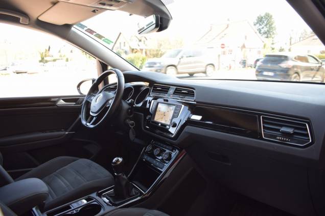 VOLKSWAGEN TOURAN R LINE 2.0 TDI 150 CV BV6 7 PLACES 14