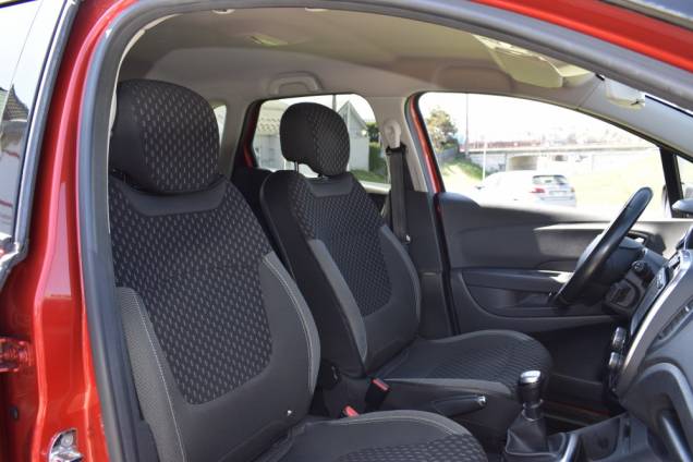 RENAULT CAPTUR INTENS DCI 110 CV BVM  14