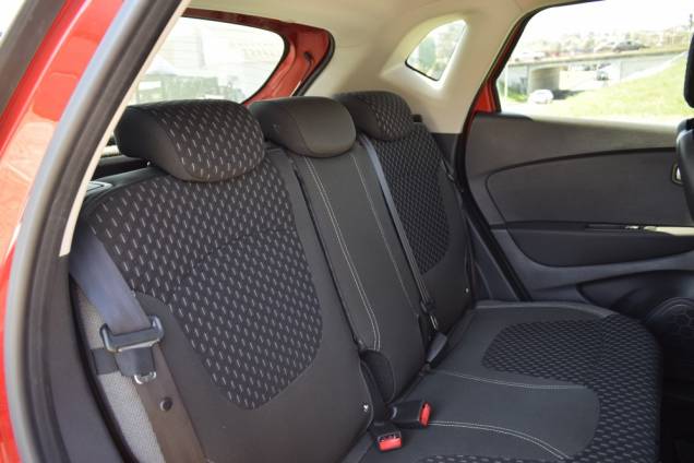 RENAULT CAPTUR INTENS DCI 110 CV BVM  15