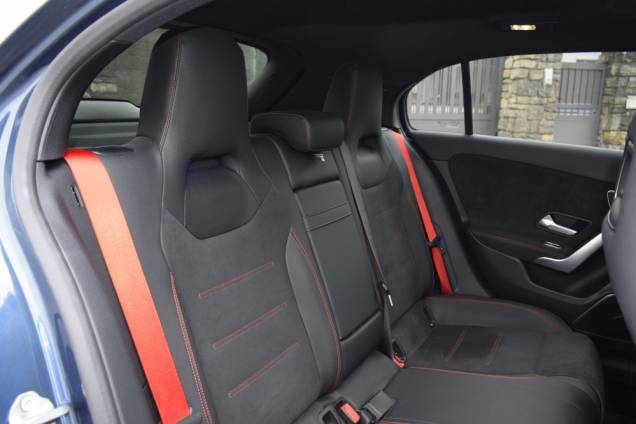 MERCEDES A45 S AMG 421 CV 4MATIC+  13