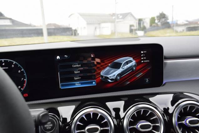 MERCEDES A45 S AMG 421 CV 4MATIC+  19