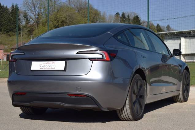 TESLA MODEL 3 PROPULSION QUICKSILVER 1ERE MAIN 5