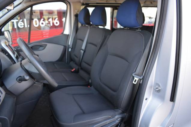 RENAULT TRAFIC COMBI L2 ZEN 1.6 DCI 125 CV / 74850 KMS / 1ere MAIN / SUIVI COMPLET RENAULT / 9 PLACES 10