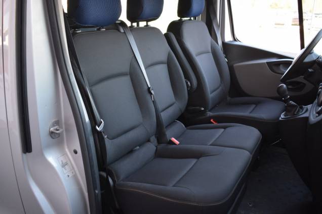 RENAULT TRAFIC COMBI L2 ZEN 1.6 DCI 125 CV / 74850 KMS / 1ere MAIN / SUIVI COMPLET RENAULT / 9 PLACES 20