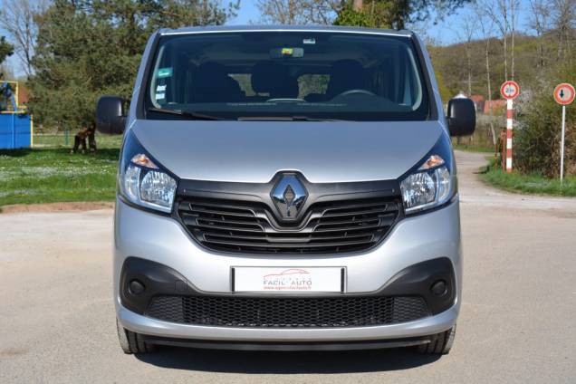 RENAULT TRAFIC COMBI L2 ZEN 1.6 DCI 125 CV / 74850 KMS / 1ere MAIN / SUIVI COMPLET RENAULT / 9 PLACES 7