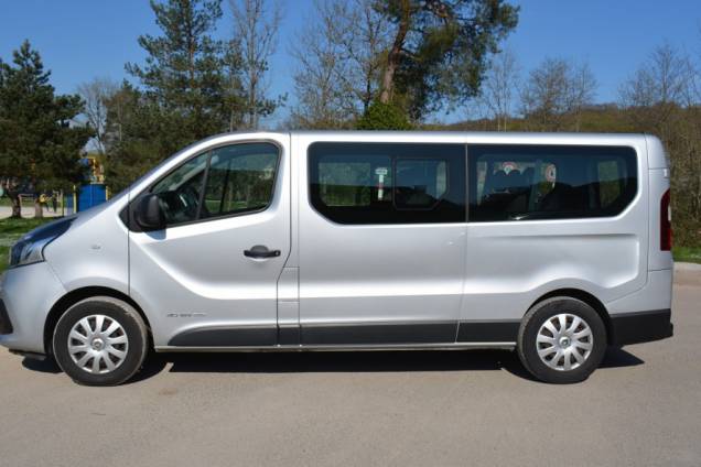 RENAULT TRAFIC COMBI L2 ZEN 1.6 DCI 125 CV / 74850 KMS / 1ere MAIN / SUIVI COMPLET RENAULT / 9 PLACES 5