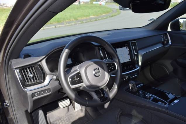 VOLVO V60 R-DESIGN T6 398 CV AWD GEARTRONIC 10