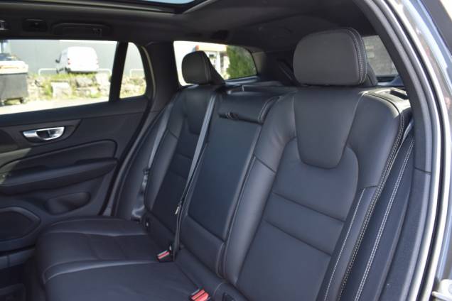 VOLVO V60 R-DESIGN T6 398 CV AWD GEARTRONIC 12