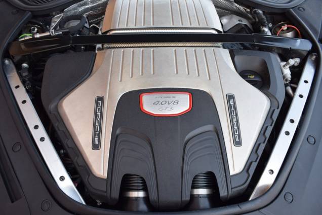 PORSCHE PANAMERA SPORT TURISMO GTS 4.0 V8 460 CV 18