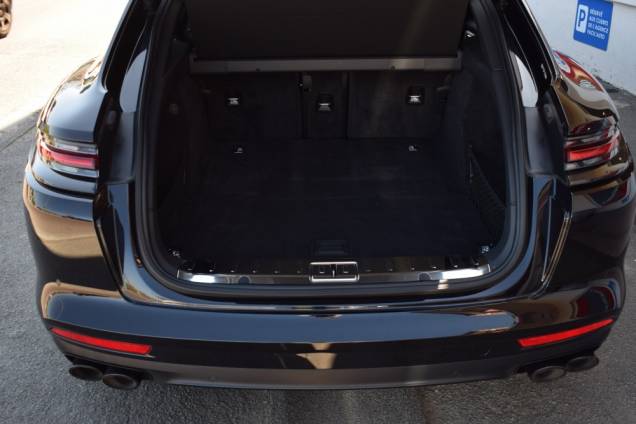 PORSCHE PANAMERA SPORT TURISMO GTS 4.0 V8 460 CV 19